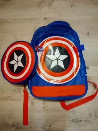 Mochila y neceser Capitán América