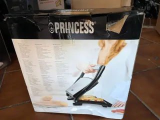 Sandwichera Princess 2000W Grill