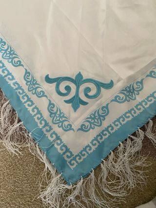 Pashmina de seda turquesa y blanca