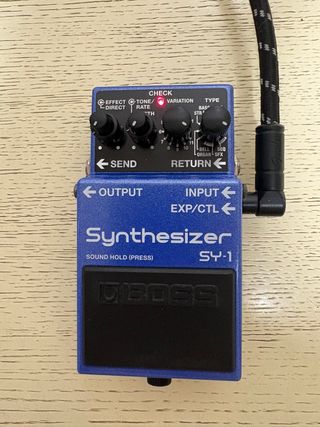Sintetizzatore Pedal Boss SY-1