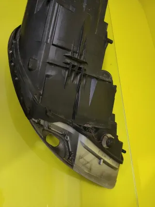 Faro Izquierdo Porsche Boxster