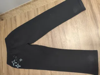 Conjunto chándal negro con estampado Supply&Demand