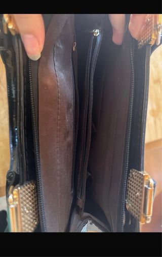 Borsa nera effetto coccodrillo