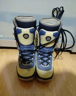 Botas Snowboard Deeluxe Beige y Azul
