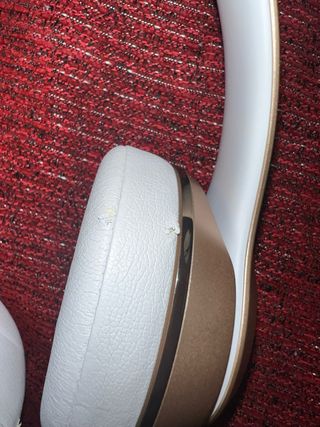 Cascos Beats Solo 3 Blancos y Dorados