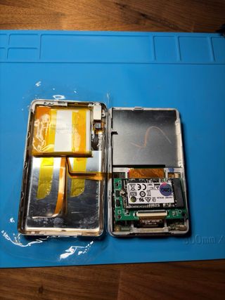 Apple iPod classic 6th gen 128gb