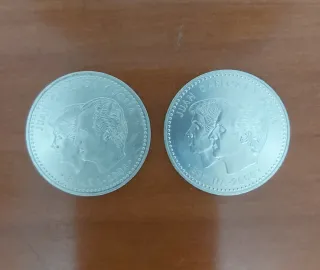 Lote 2 Monedas 12 Euros Plata 2004 2005