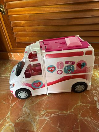 Ambulancia de juguete Barbie