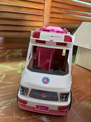Ambulancia de juguete Barbie