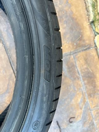 Pirelli P-Zero 225/40 R19 93Y