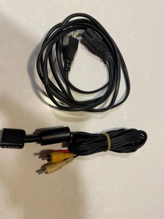 Playstation 3 Slim CECH-2004A Negra con mando