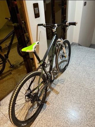 Bicicleta de Montaña.  Categoría MTB