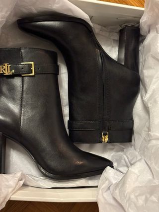 Stivaletti Lauren Ralph Lauren neri con fibbia oro