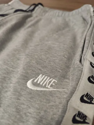 Conjunto Chándal Nike Gris