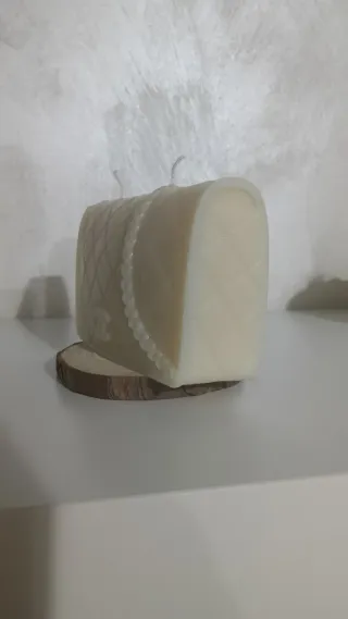 Candela grande a forma di borsa