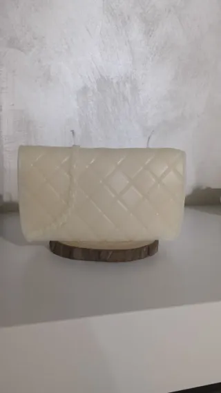 Candela grande a forma di borsa