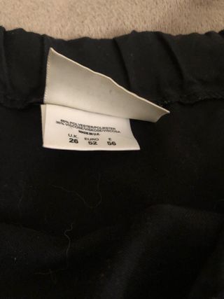 Falda negra plisada talla grande