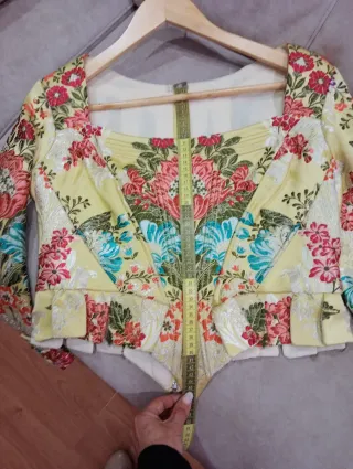 Traje Alicantina Siglo XVIII Multicolor