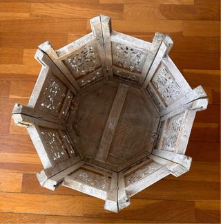 Mesa auxiliar madera tallada Maison du Monde