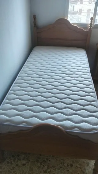 Dormitorio madera pino