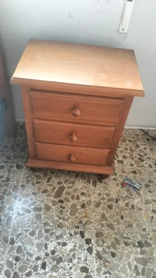 Dormitorio madera pino