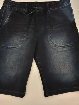 Lote cinco  pantalones cortos niño 11/12