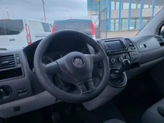 Volkswagen Transporter T5 2011 5 plazas