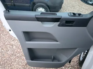 Volkswagen Transporter T5 2011 5 plazas