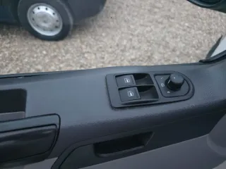 Volkswagen Transporter T5 2011 5 plazas