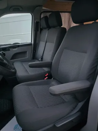 Volkswagen Transporter T5 2011 5 plazas