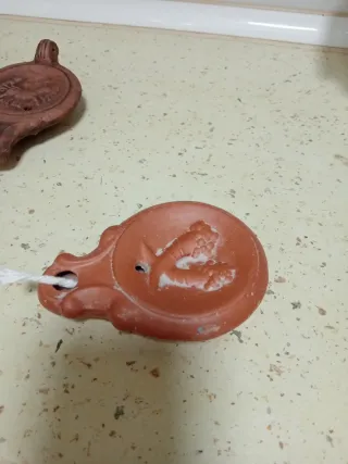 Lucerna romana terracota reproducción