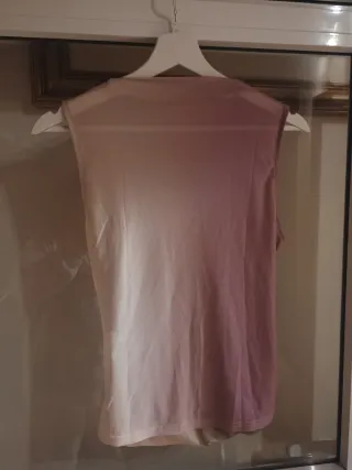 Blusa-camiseta talla 40 Stradivarius lila