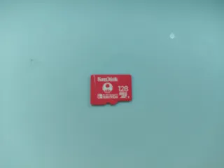 Nintendo Switch + Tarjeta SD + Funda