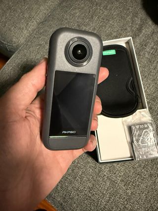 Cámara Akaso 360 + Batería adicional