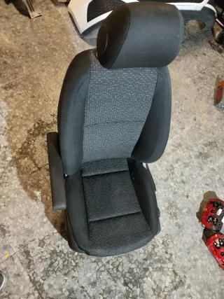 Asiento Izquierdo Mercedes Vito 2020