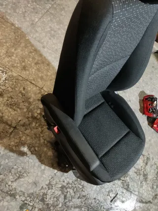 Asiento Izquierdo Mercedes Vito 2020