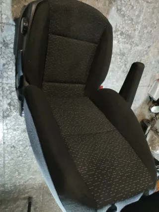 ASIENTO DELANTERO IZQUIERDO MERCEDES VITO 2020