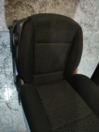 Asiento Izquierdo Mercedes Vito 2020