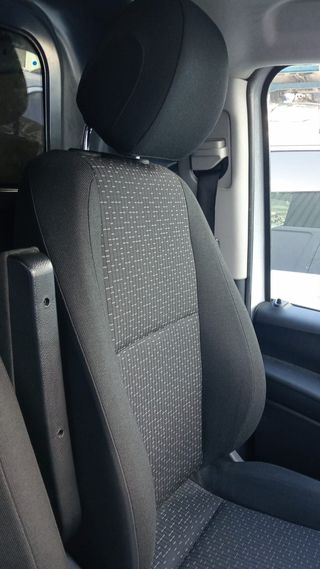 ASIENTO DELANTERO IZQUIERDO MERCEDES VITO 2020
