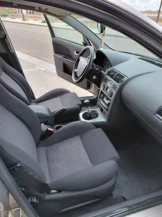 Ford Mondeo 2004
