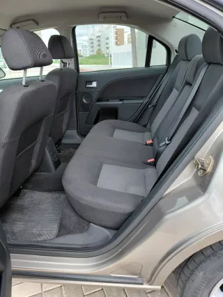 Ford Mondeo 2004