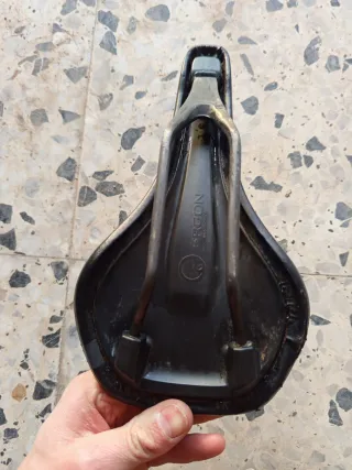 Sillín Ergon SR10 PROCarbon