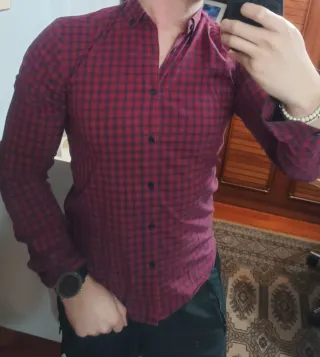 Camisa cuadros roja y negra - Zara talla S