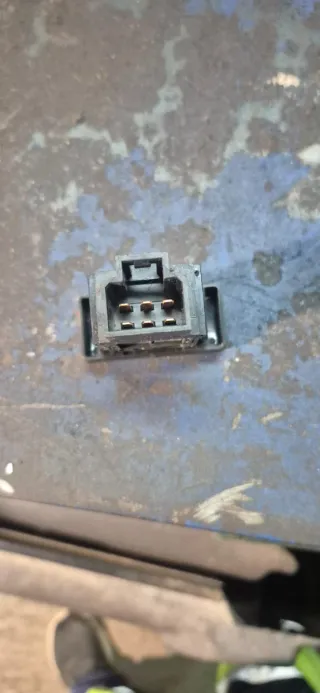 Interruptor Antivaho Nissan Terrano 2