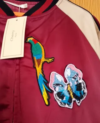 Bomber  con Parches de Pájaros y Mariposas