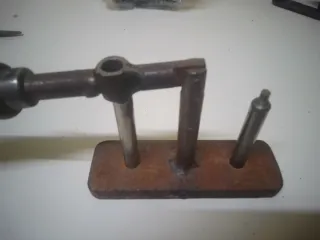 Remachadora antigua zapatero