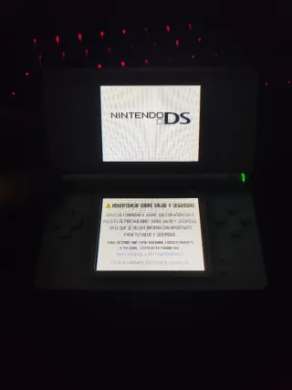 Nintendo 3DS Roja ( para piezas) + DS Lite rosa