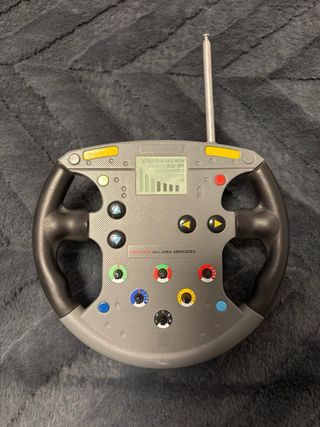 Coche teledirigido Vodafone McLaren