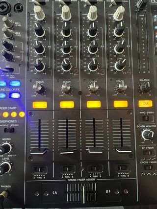 Pioneer DJM-800 Mezclador Profesional
