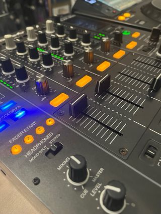 Pioneer DJM-800 Mezclador Profesional